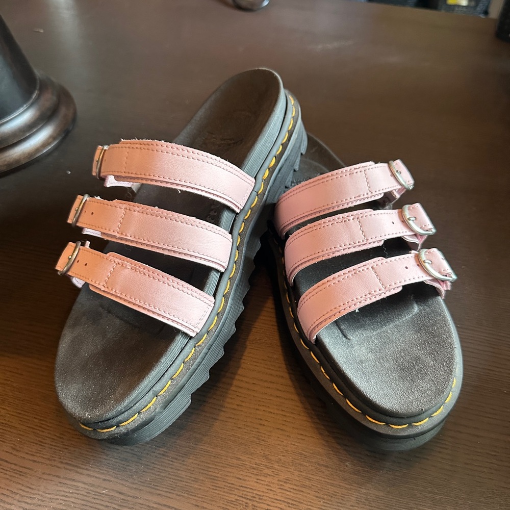 Dr Martens NWOB Softwair Pink Triple Strap Platform Sandals Sz 10 US 42 EU